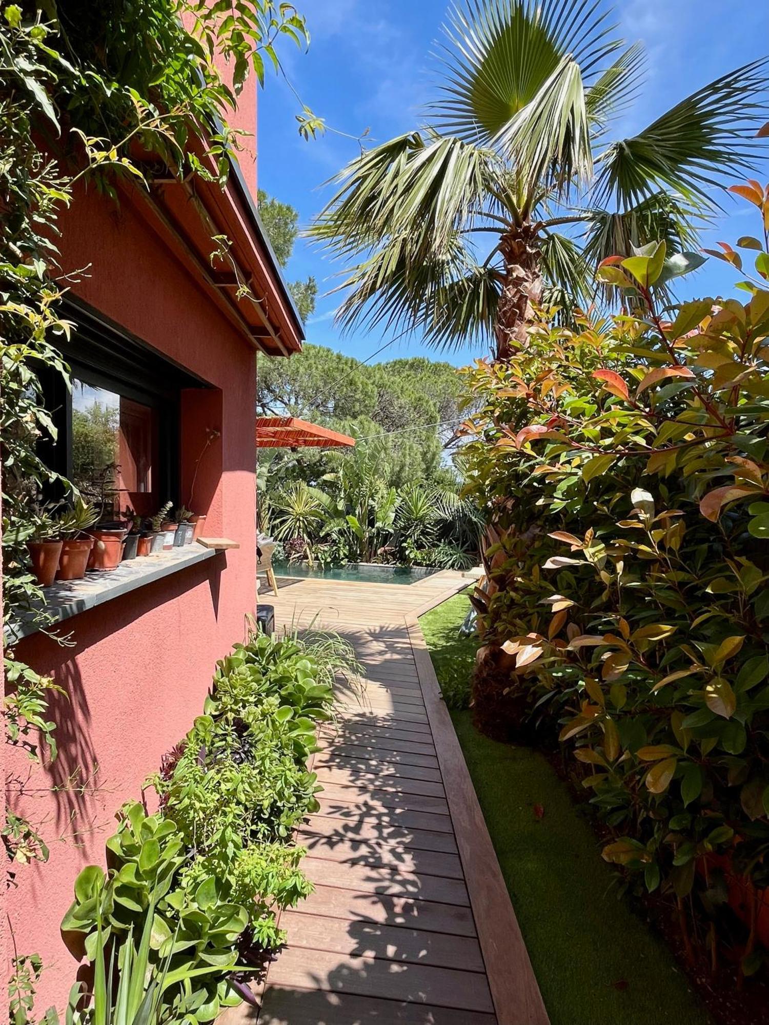 Villa Uvea Saint Aygulf Eksteriør bilde